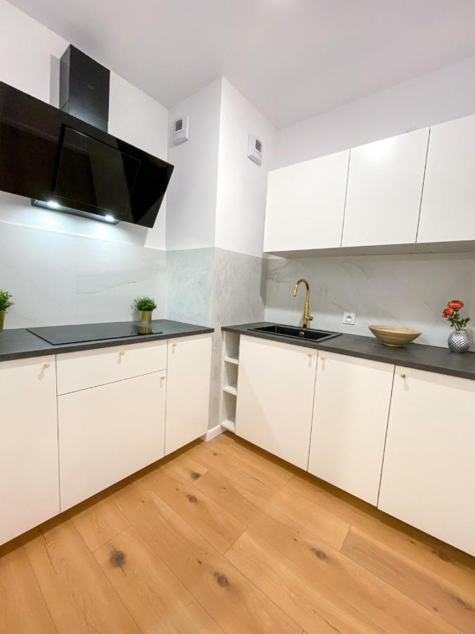 Apartament Relaks Gasiorowskich Poznań Exteriör bild